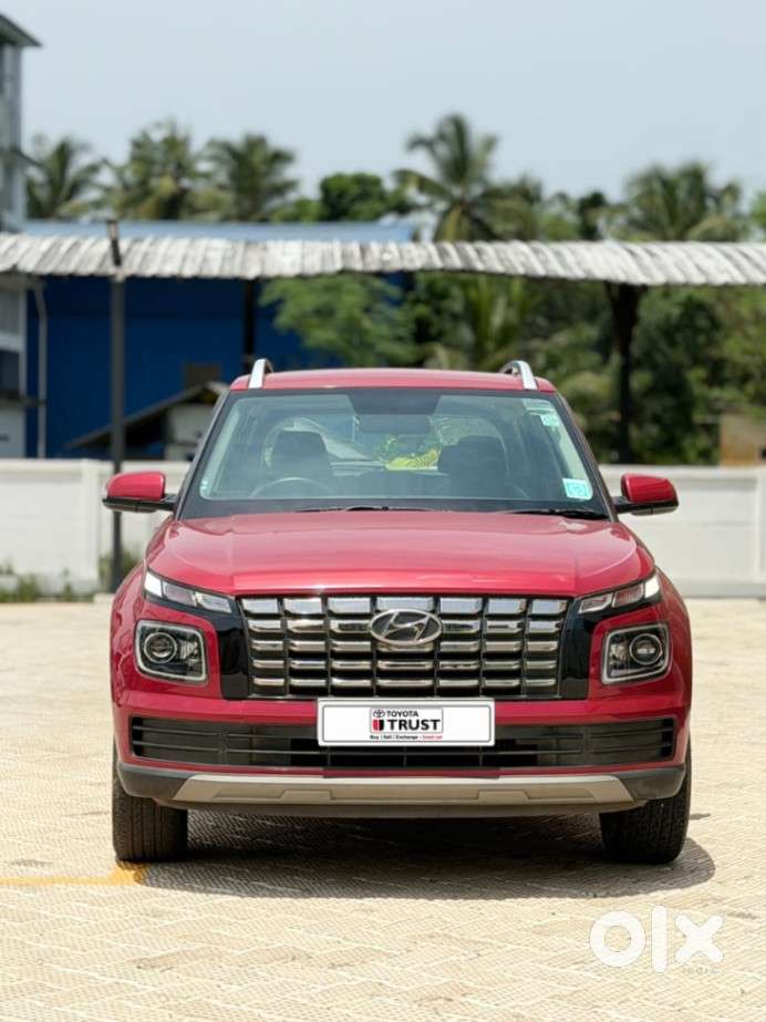 Hyundai Venue Sx (o) Mt 1.5 Diesel, 2022, Diesel