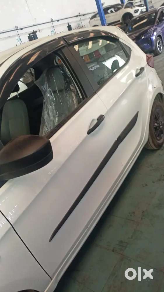 Tata Tiago 2025 Facelift Petrol 6000 Km Driven