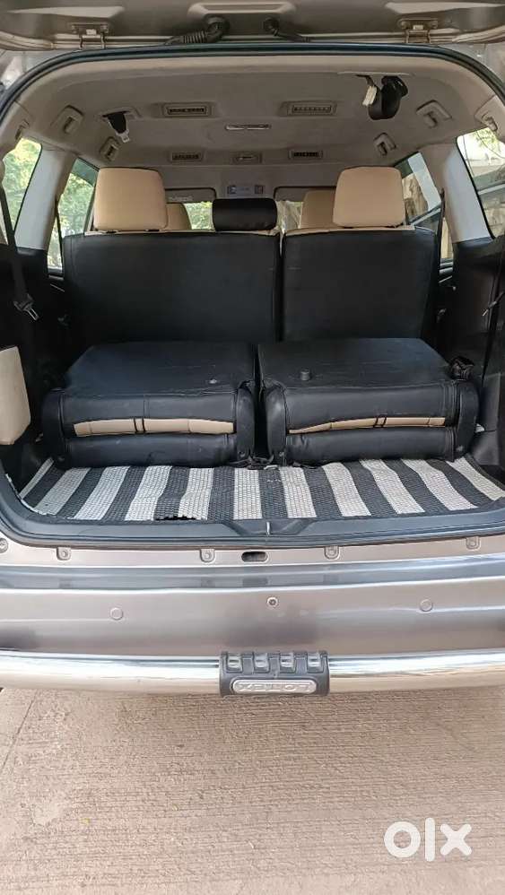 Toyota Innova Crysta 2018 Diesel 120000 Km Driven