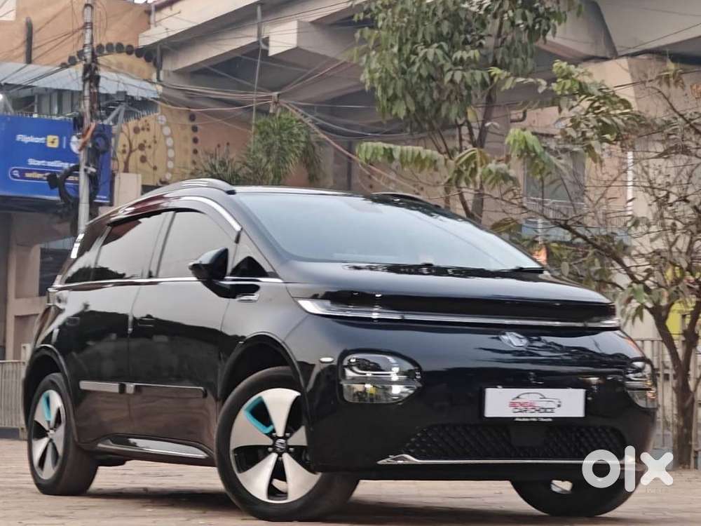 Mg Windsor Ev Essence, 2024, Electric