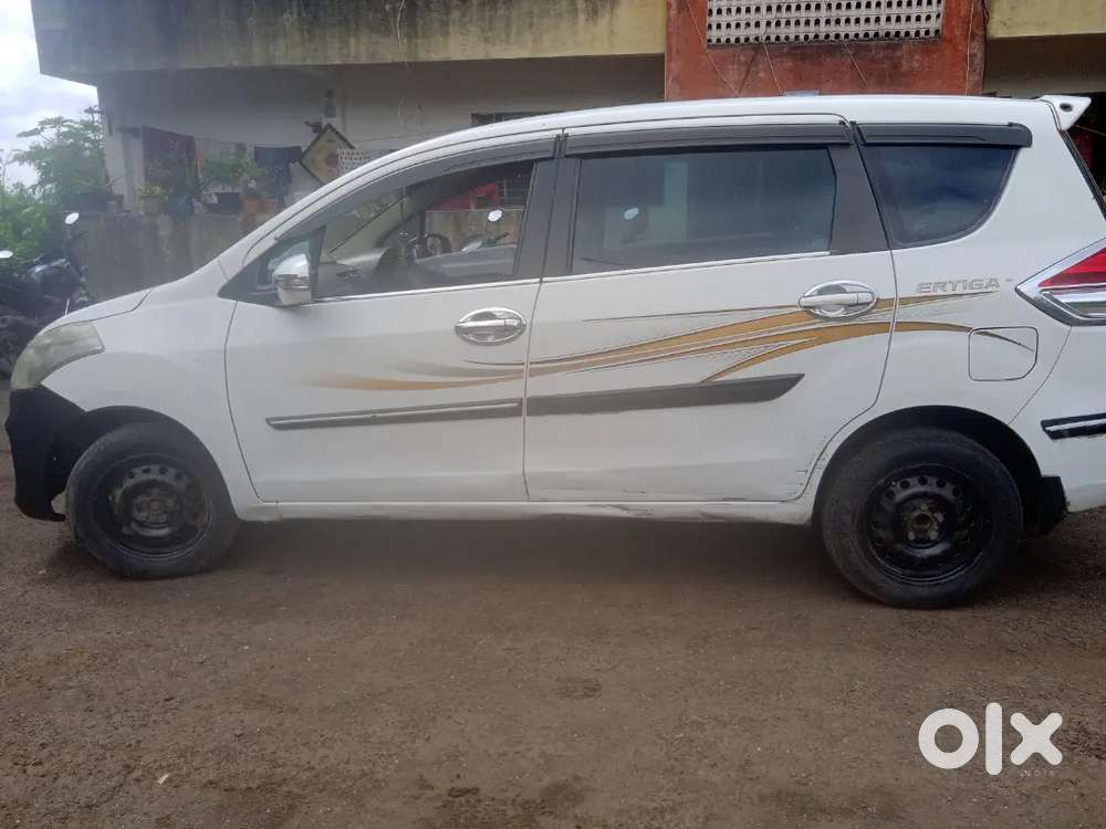 Maruti Ertiga 1.4 Vxi 2015