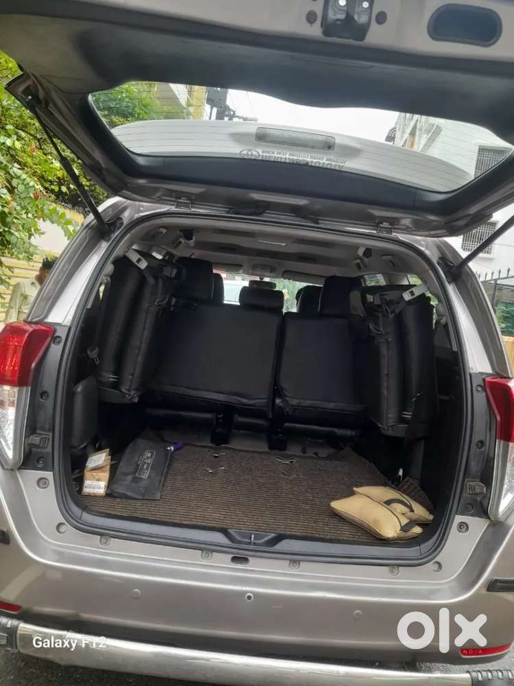 Toyota Innova Crysta G 8 Str, 2017, Diesel