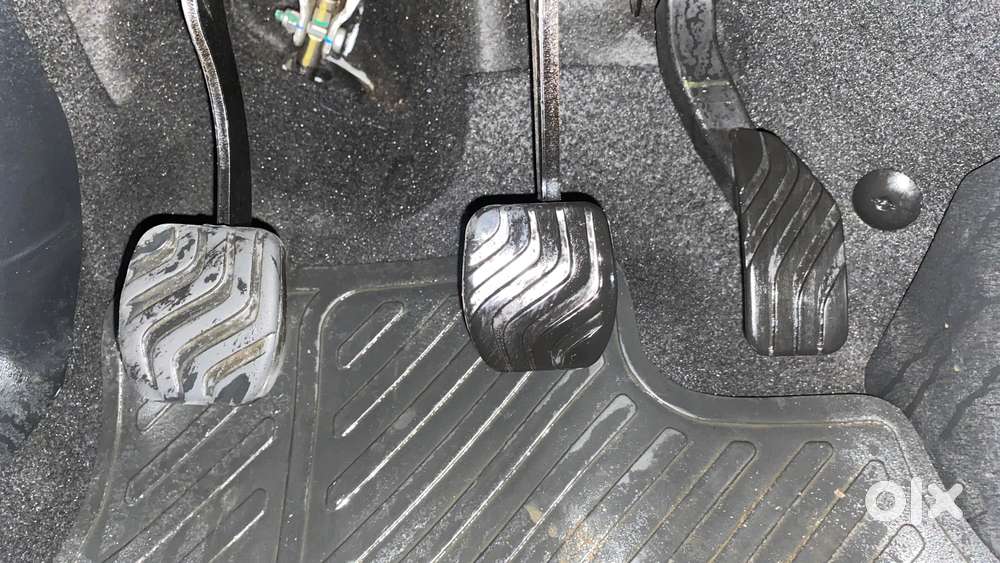 Nissan Magnite 1.0 Xv Executive, 2022, Petrol