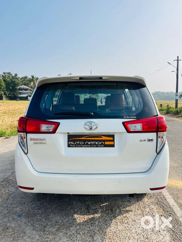 Toyota Innova Crysta 2.4 Vx Mt 8s, 2018, Diesel