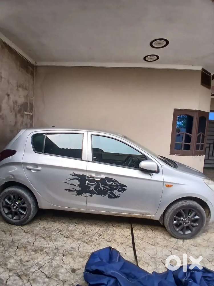 Hyundai Elite I20 2012 Diesel 30000 Km Driven