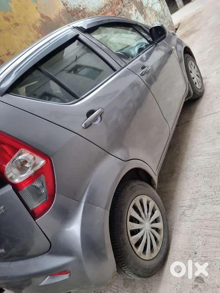 Maruti Suzuki Ritz Lxi 2012