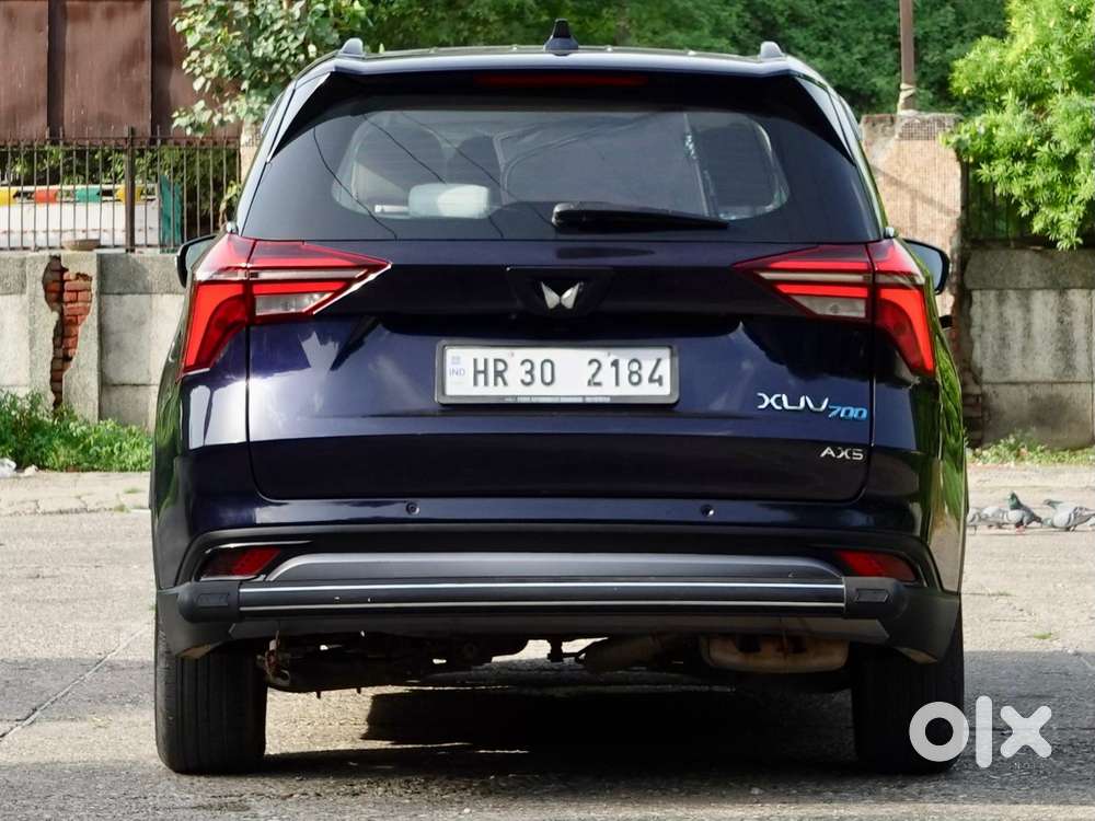 Mahindra Xuv700 2.0 Ax 7 Petrol Mt Str, 2022, Petrol
