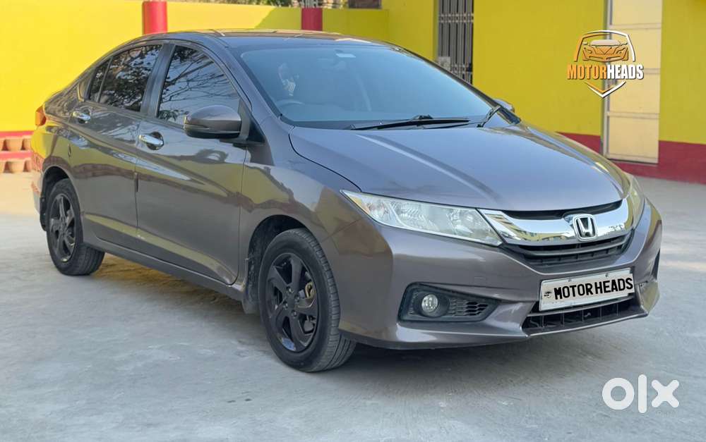 Honda City 1.5 V 5th Gen I-vtec Mt, 2016, Petrol