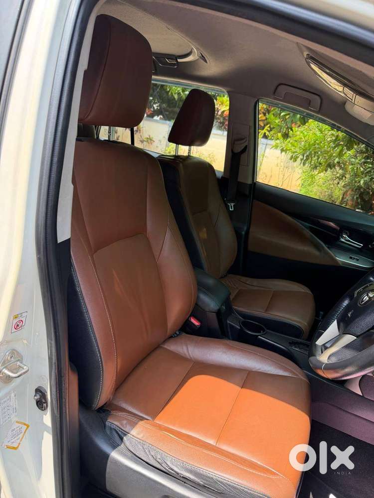 Toyota Innova Crysta 2017 Diesel Well Maintained