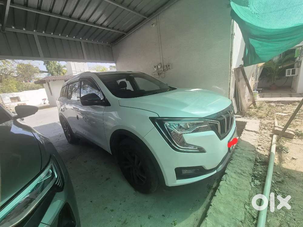 Mahindra Xuv700 2023 Petrol 25000 Km Driven