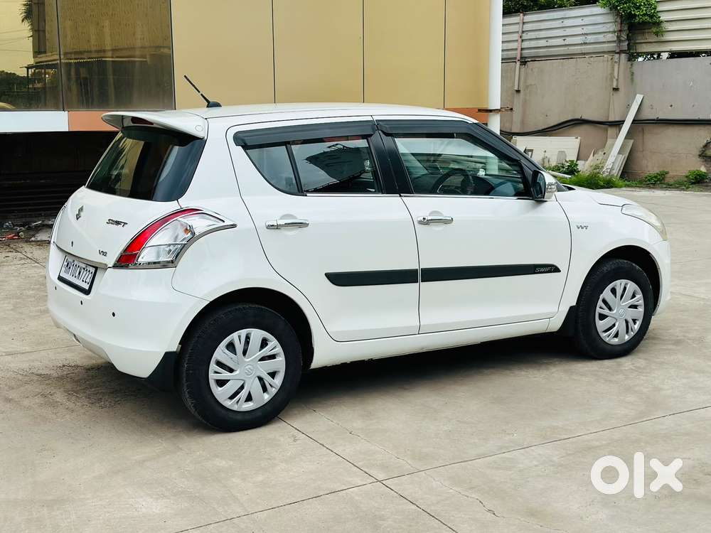 Maruti Suzuki Swift Vxi Ags, 2017, Petrol