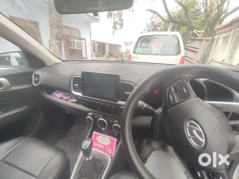 Minor Scratches , Dents In The Car But Under Insurance.bargainable Prc