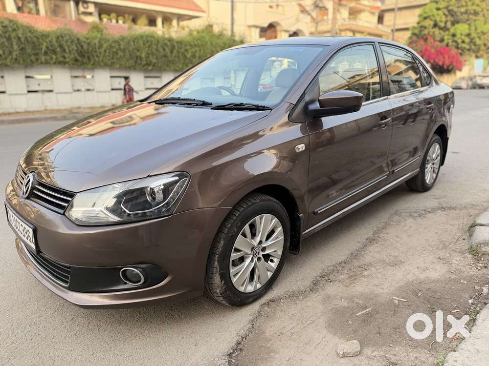 Volkswagen Vento 1.2l Tsi Highline Plus At Petrol, 2014, Petrol
