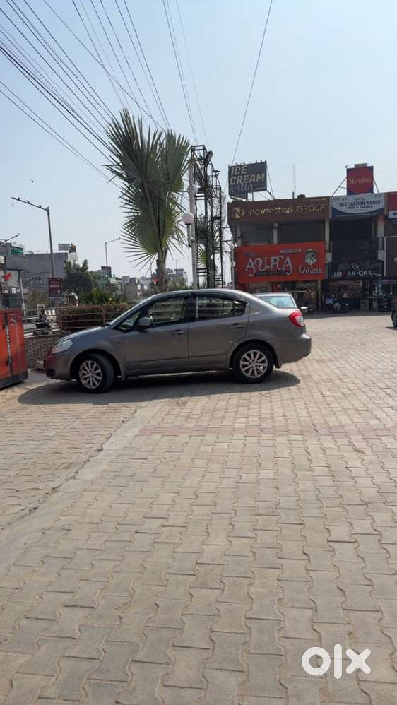 Maruti Suzuki Sx4 Petrol 2012
