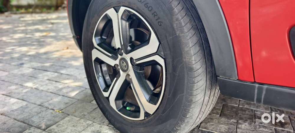 Tata Nexon 1.5 Revotorq Xza Plus S Amt, 2021, Diesel