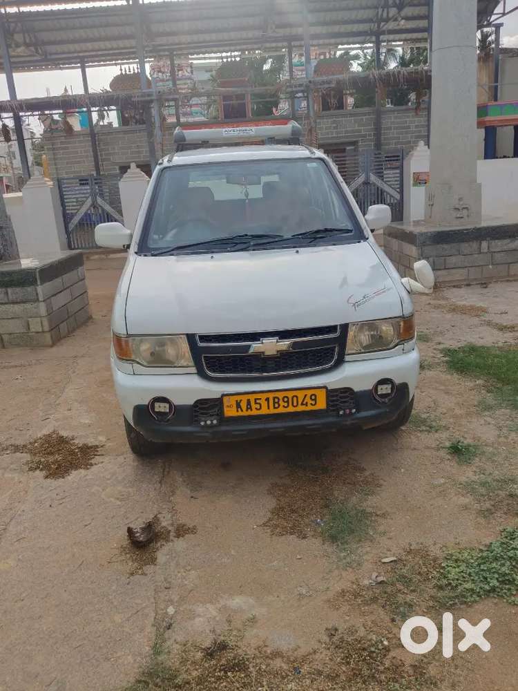 Chevrolet Tavera 2014 Diesel 350000 Km Driven
