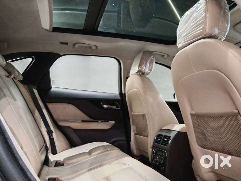 Jaguar F-pace Prestige 2.0 Petrol, 2019, Petrol