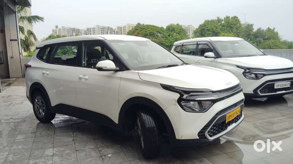 Kia Carens Diesel Manual 2025