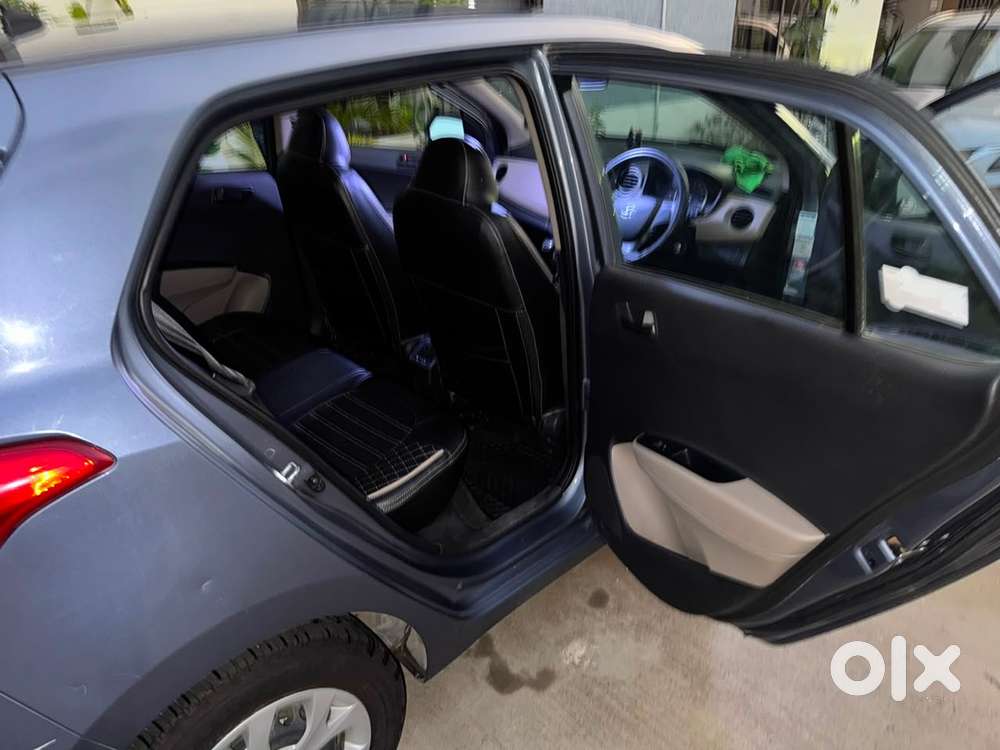 Hyundai Grand I10 2014 Petrol 35600 Km Driven Well Maintained