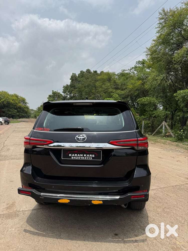 Toyota Fortuner [2021-ongoing] 2.8 2wd Diesel Mt, 2023, Diesel
