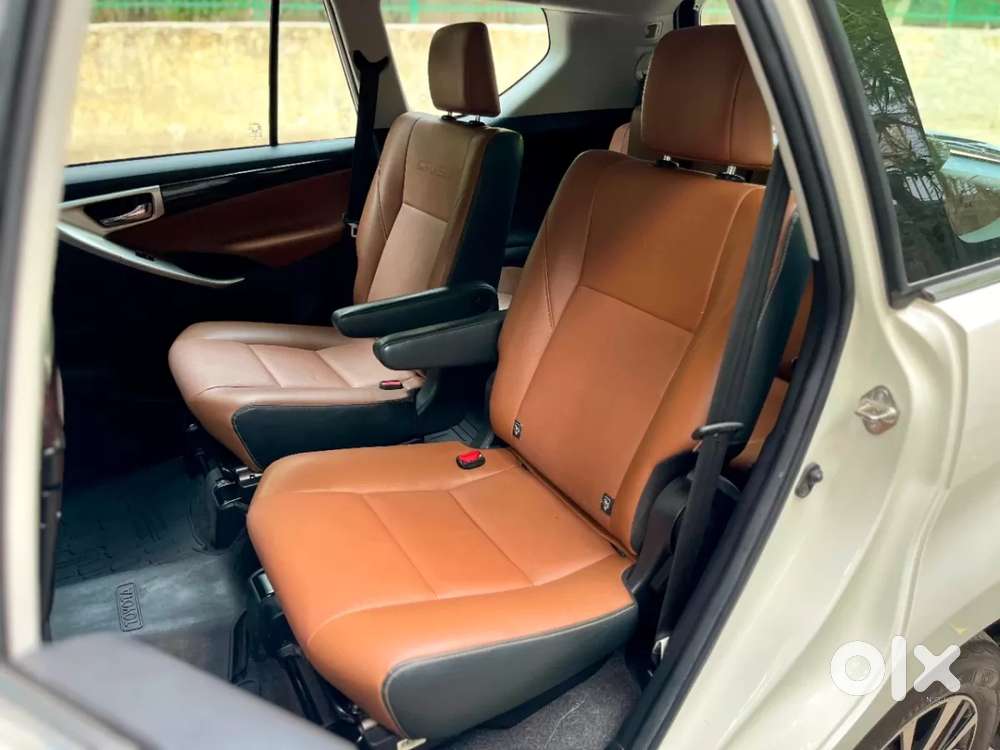 Toyota Innova Crysta [2020-ongoing] 2.4 Zx At 7 Str, 2022, Diesel