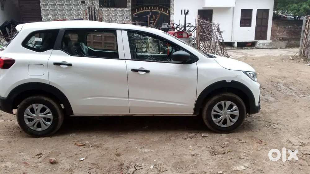 Renault Triber 2025 Petrol Well Maintained