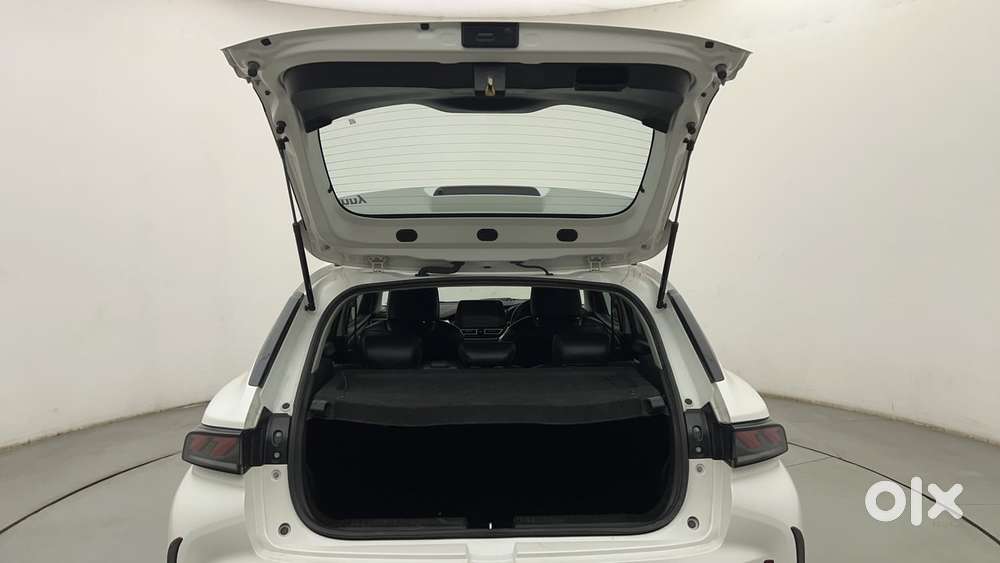 Maruti Suzuki Fronx Alpha 1.0l Turbo 6 At, 2023, Petrol