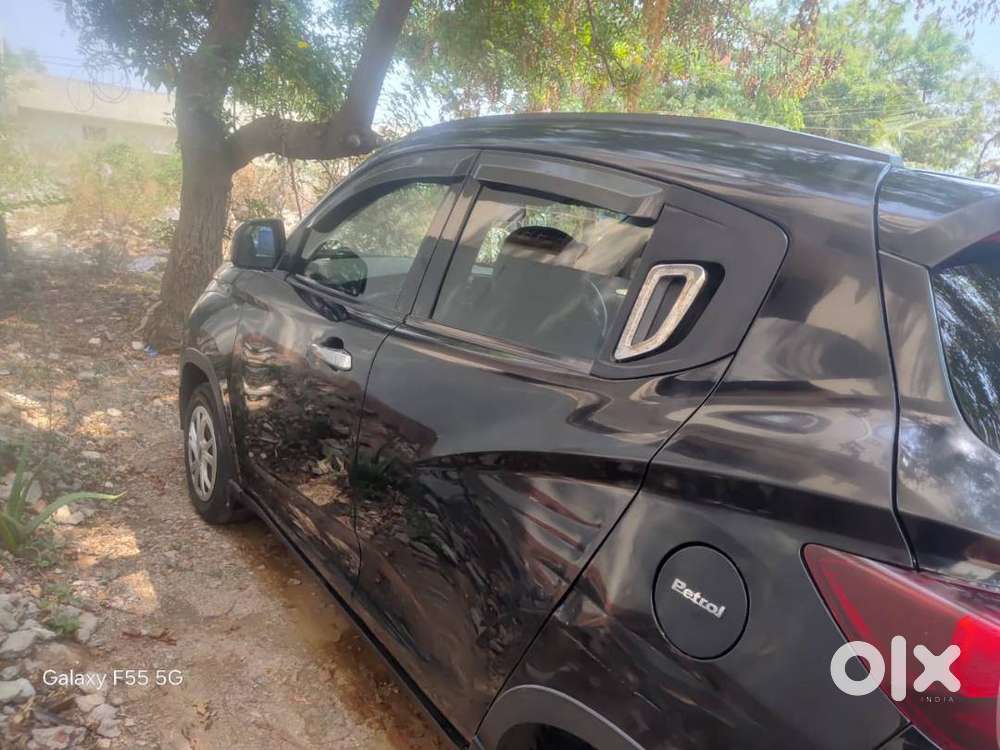 Mahindra Kuv 100 K4 Plus G80 Vehicle For Sale