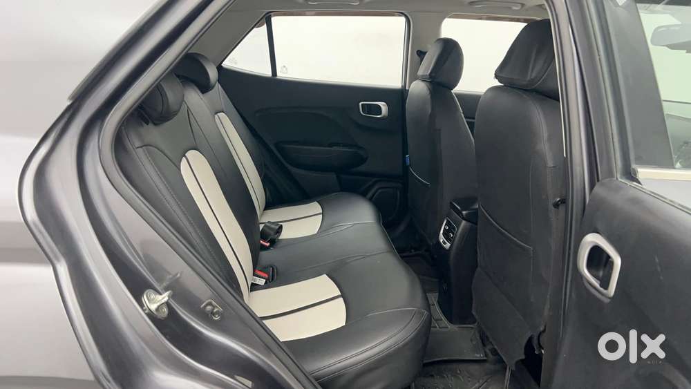 Hyundai Venue Sx Plus Turbo Dct, 2022, Petrol