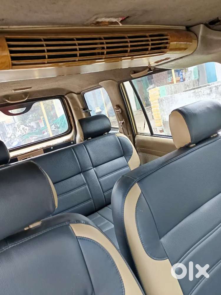 Chevrolet Tavera Diesel Automatic 2010