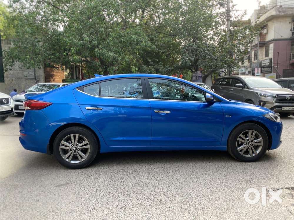 Hyundai New Elantra [2016-2019] 1.6 Crdi Sx (o) Mt, 2017, Diesel