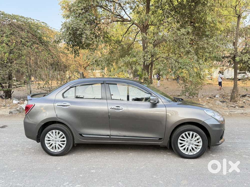 Maruti Suzuki Swift Dzire Amt Zxi Plus, 2022, Petrol