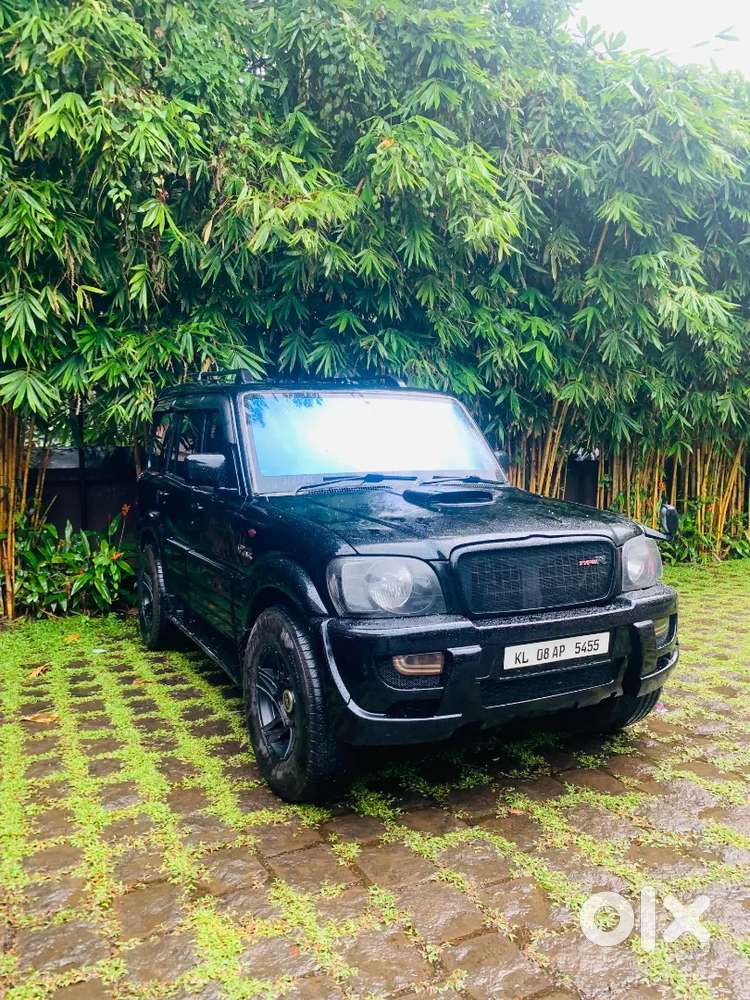 Mahindra Scorpio Classic 2009 Diesel 200000 Km Driven
