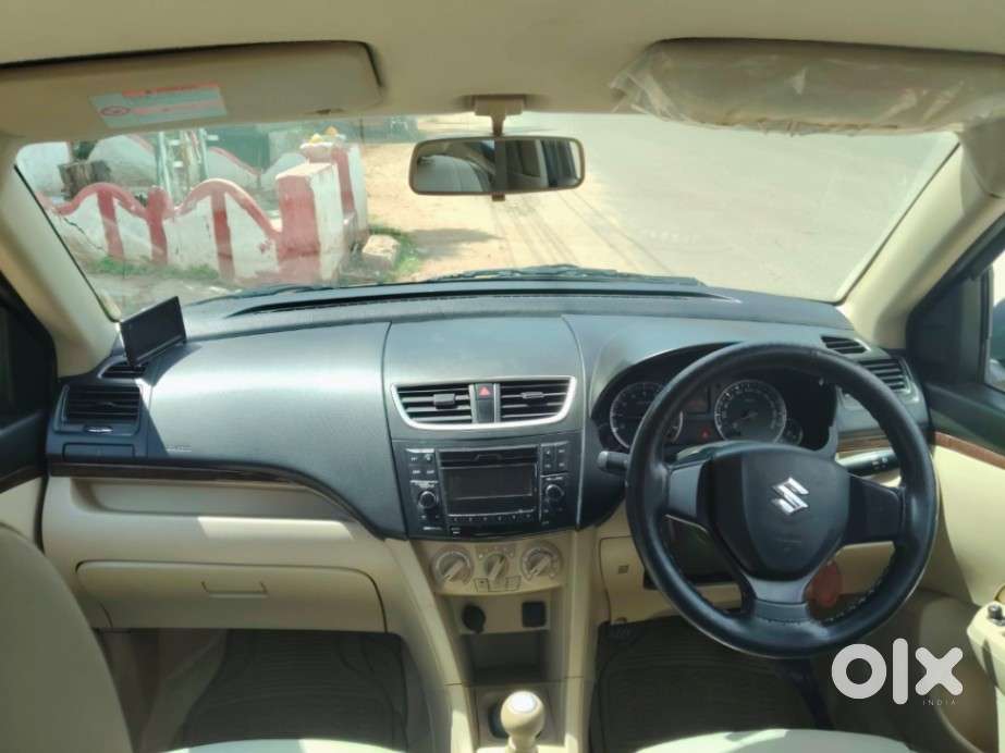 Maruti Suzuki Swift Dzire Vxi(o) Mt, 2017, Petrol