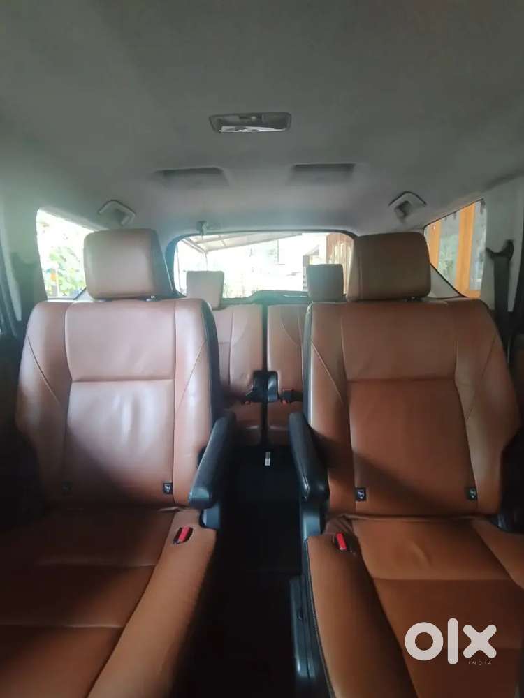 2016 Automatic Toyota Crysta Z Re Registration