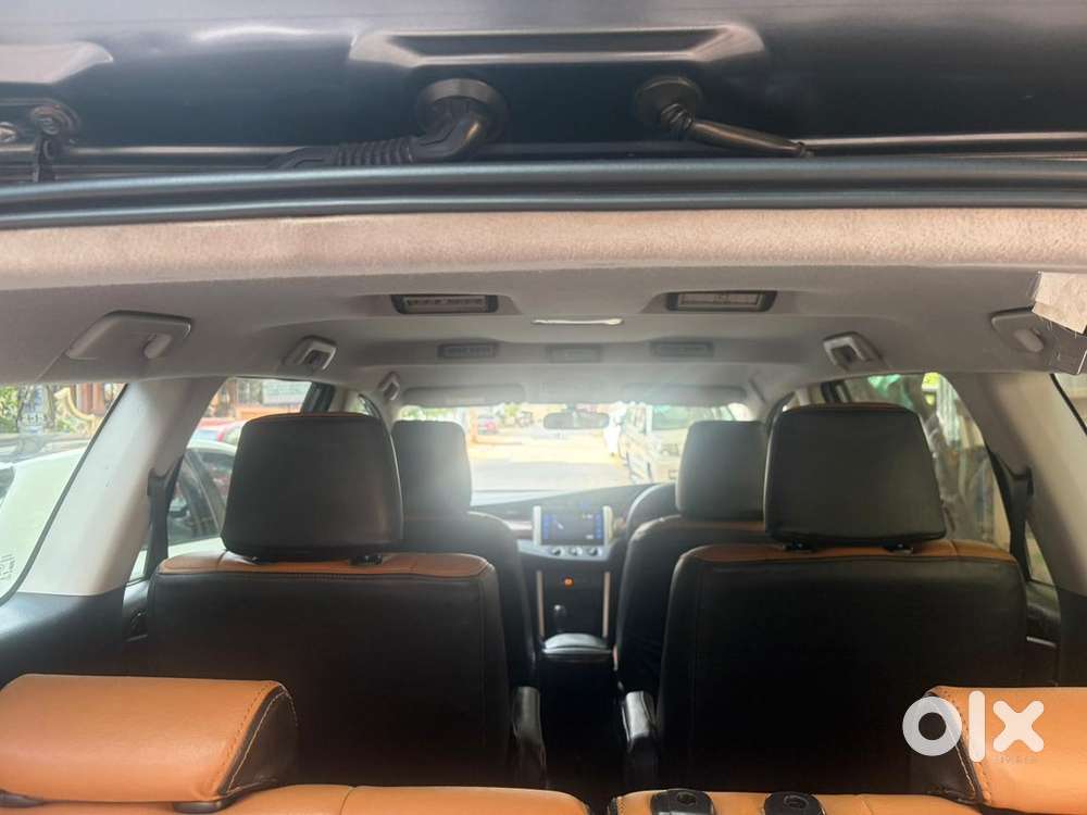 Toyota Innova Crysta 2020 Diesel Well Maintained