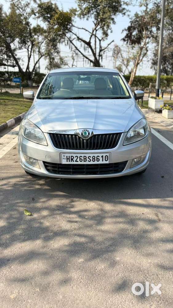 Skoda Rapid 1.6 Mpi Ambition, 2012, Petrol