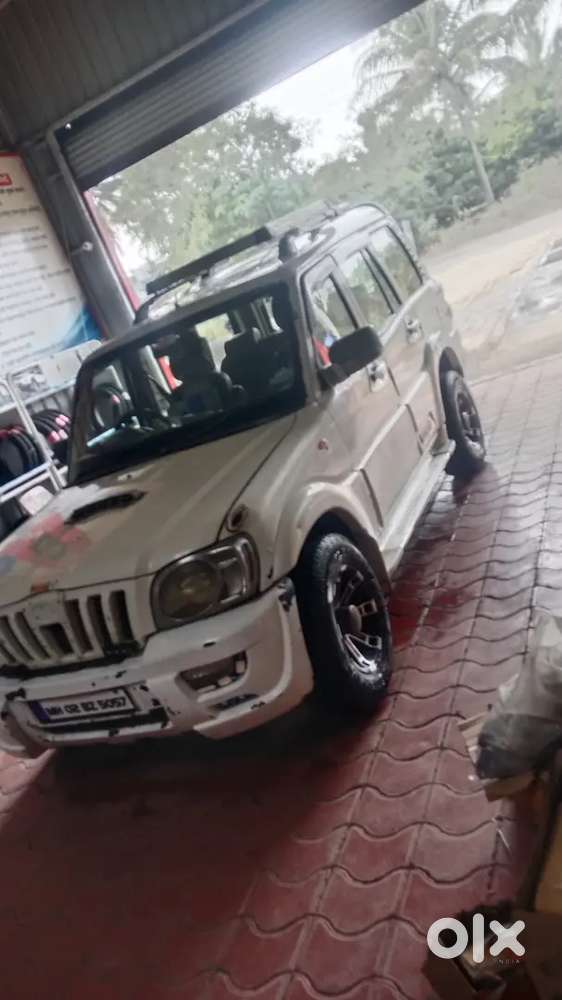 Mahindra Scorpio Diesel 2011 Variant