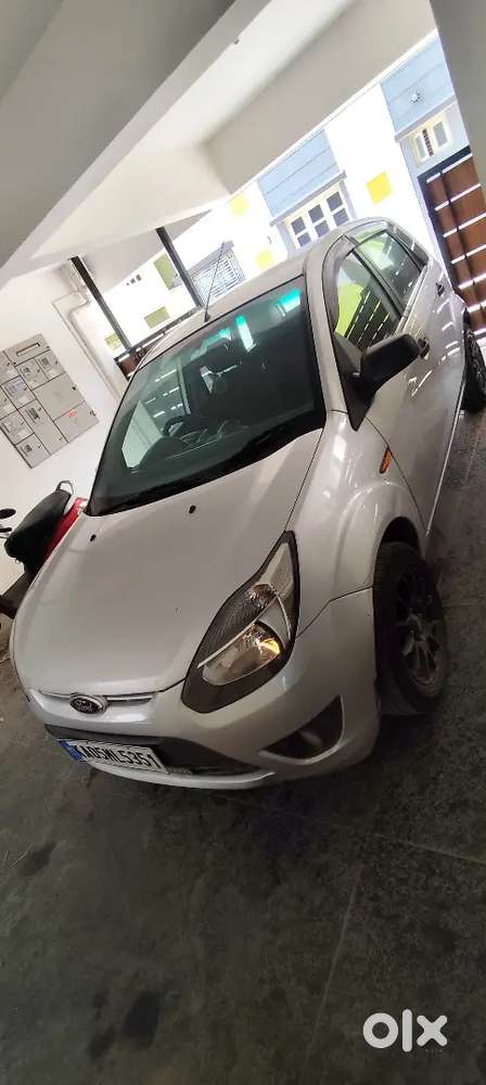 Remote Key With A Manual, And Alloy Wheels, With One+ Music System.