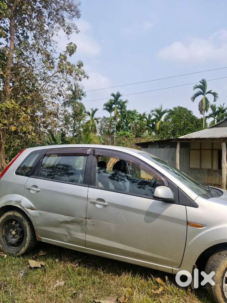 Ford Figo 2012 Petrol 89000 Km Driven