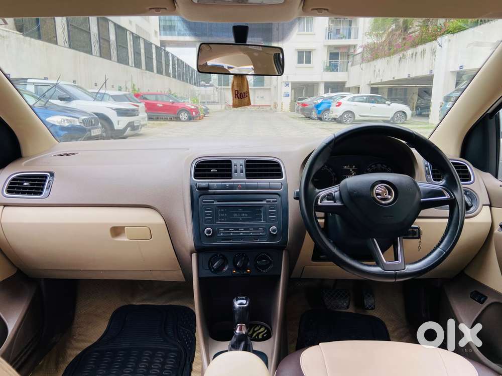Skoda Rapid Ambition 1.6 Tdi Cr Manual Plus, 2015, Diesel