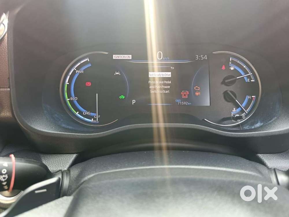 Toyota Automatic Petrol 2023. No Accidents. No Claim. Still Under Wara