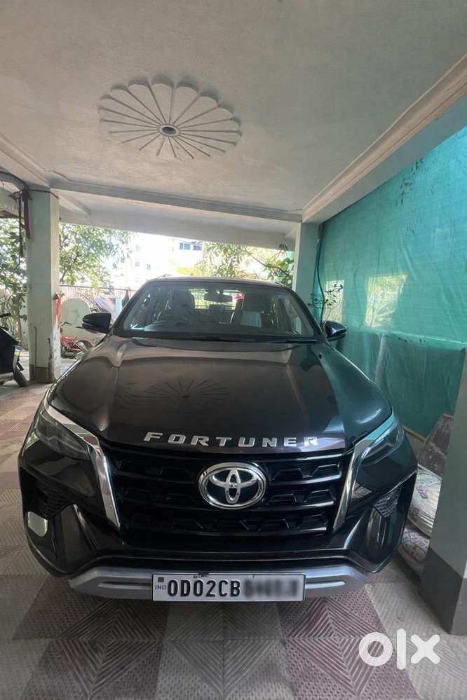 Toyota Fortuner 2022 Diesel Well Maintained