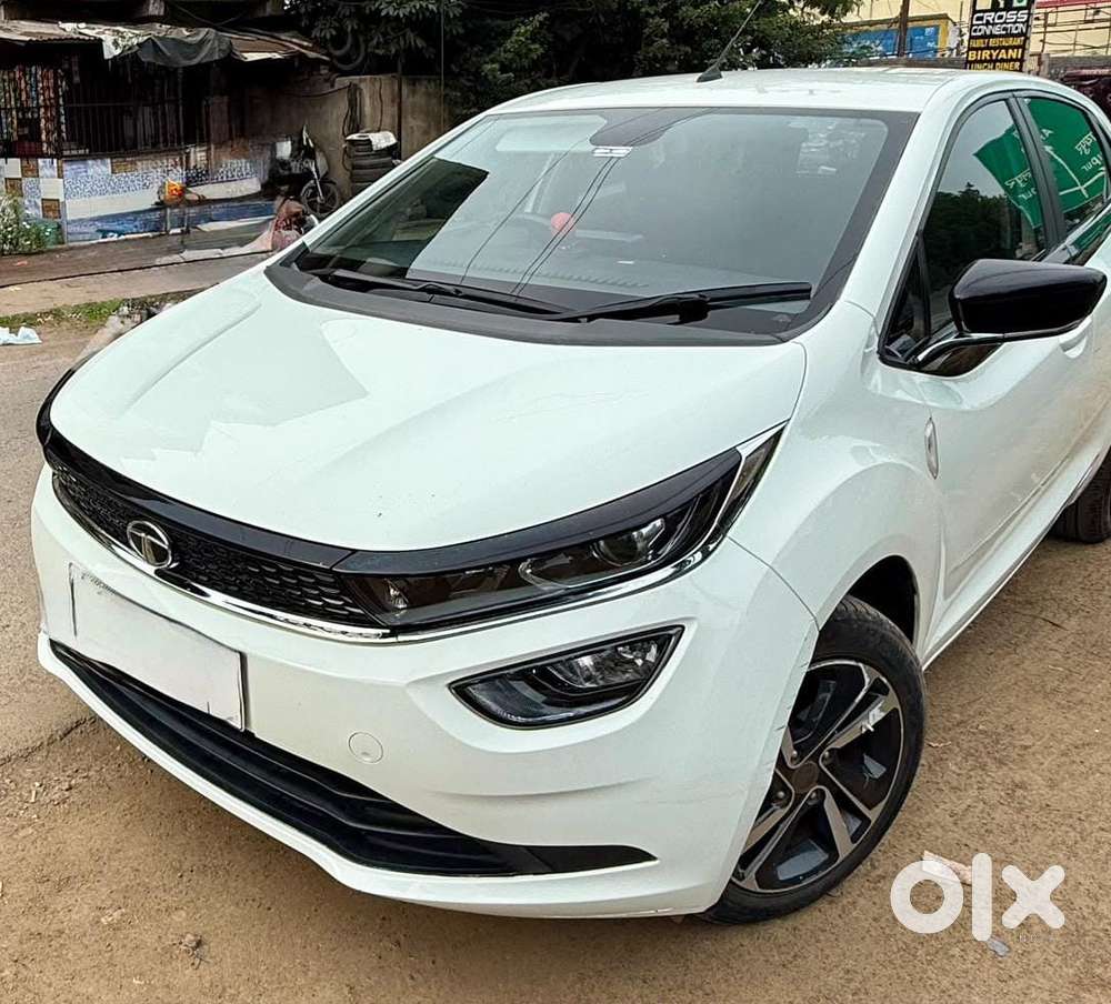 Tata Altroz Xz, 2023, Petrol