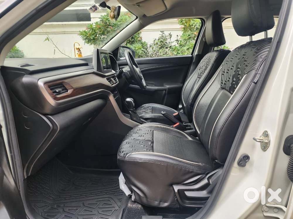 Maruti Suzuki Brezza 1.5 Vxi At Smart Hybrid, 2025, Petrol