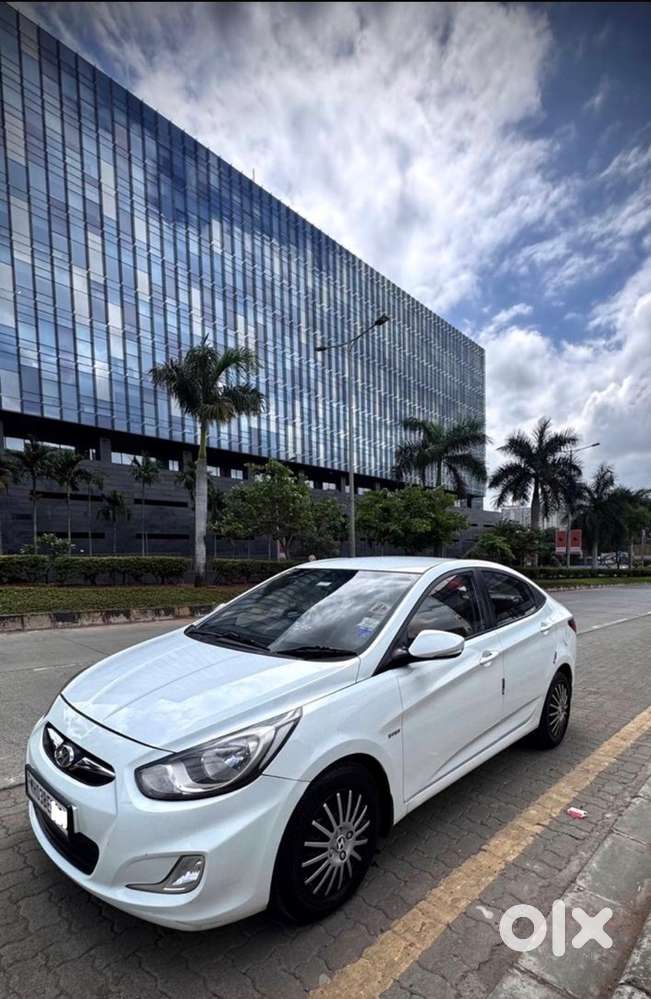 Hyundai Fluidic Verna 2011