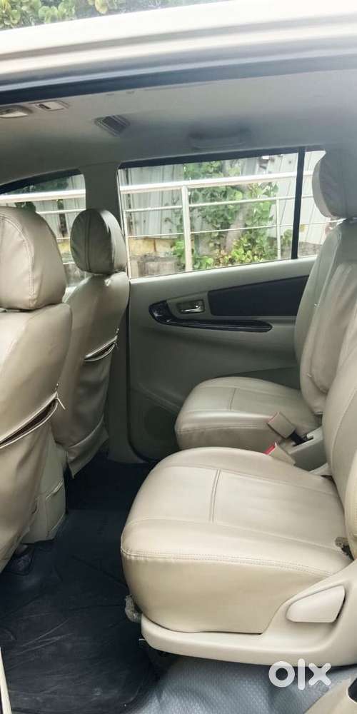 Toyota Innova 2.5 Z Diesel 7 Seater, 2014, Diesel