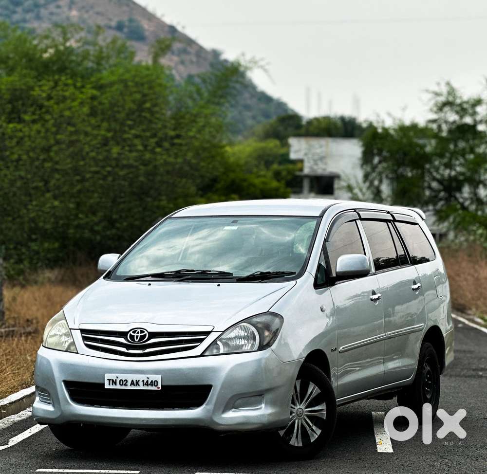 Toyota Innova 2.5 G (diesel) 8 Seater, 2009, Diesel
