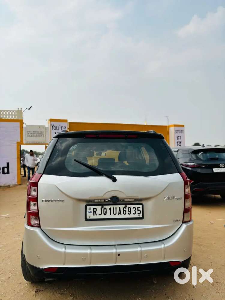 Mahindra Xuv500 2015