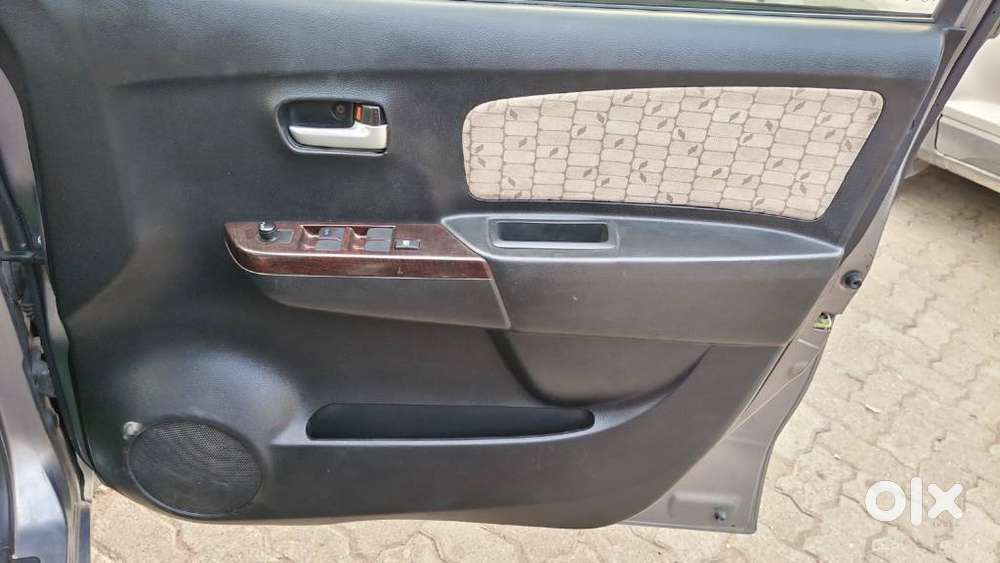 Maruti Suzuki Wagon R Vxi 1.2, 2018, Petrol